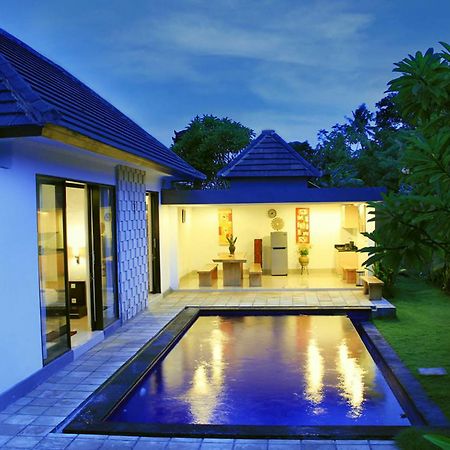 Grand Nismara Villa Seminyak Zewnętrze zdjęcie