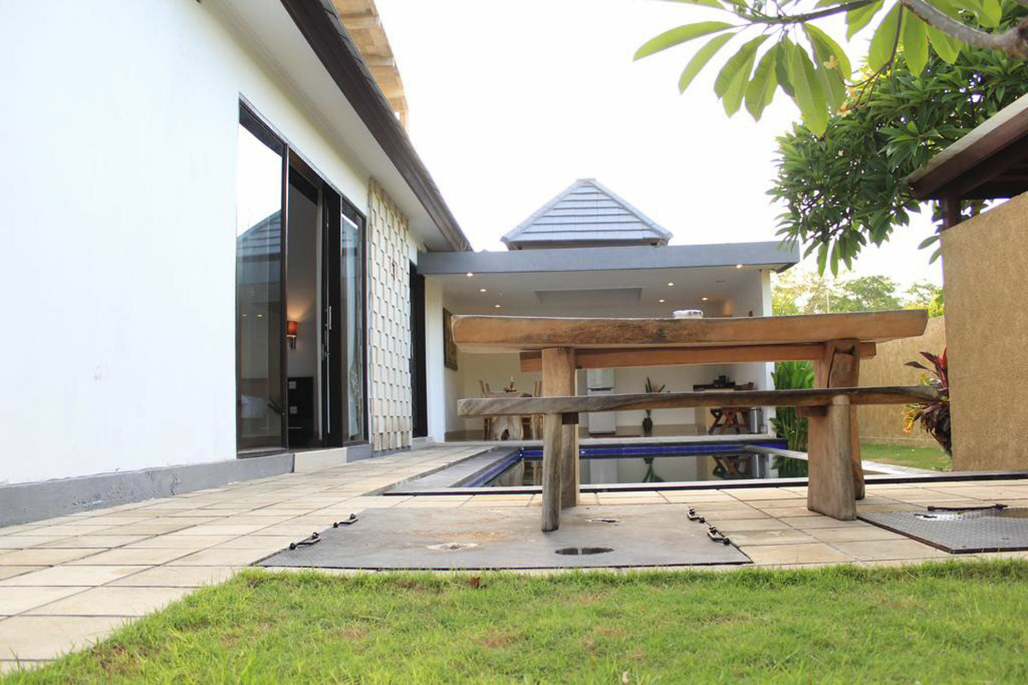 Grand Nismara Villa Seminyak Zewnętrze zdjęcie